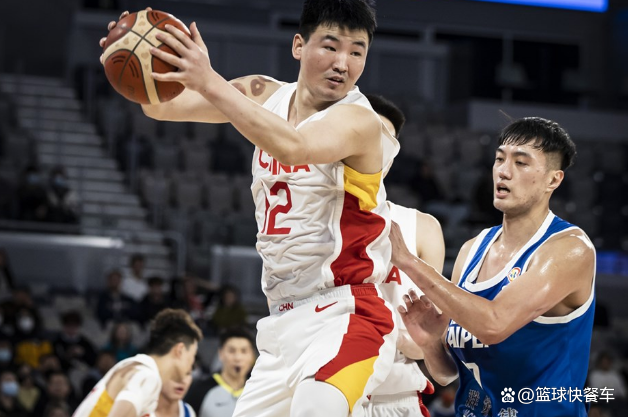 在线体育-里尔发布备战花絮，窗口期完成体检，CBA常规赛任务艰巨，赛季目标并未改变的简单介绍