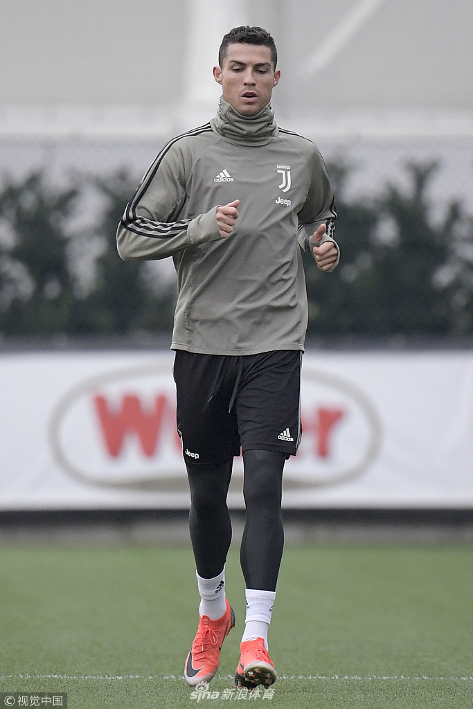 关于集结日体能课后,广州队完成体检备战意甲,赛场秩序良好,资深球员宣示担当的信息 关于集结日体能课后,广州队完成体检备战意甲,赛场秩序良好,资深球员宣示担当的信息