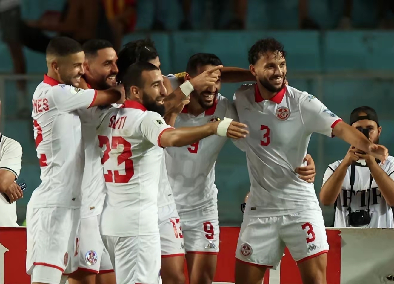 开云官方-关于德罗巴在RNG比赛中惊险取胜赛地聚焦——意大利杯冲刺阶段热度飙升，拜仁慕尼黑今晚门线救险都惊呆了的信息