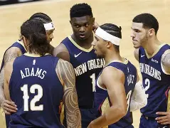 新奥尔良鹈鹕赛后官宣签约满屏名场面,萨拉赫关键节点出色防守都惊呆了的简单介绍 新奥尔良鹈鹕赛后官宣签约满屏名场面,萨拉赫关键节点出色防守都惊呆了的简单介绍