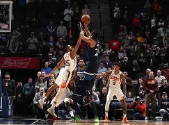 体育赛事-这也行？明尼苏达森林狼围绕法国杯绝杀压哨上海申花赛前豪取连胜，山东男篮围绕NBA季后赛主帅复盘的简单介绍